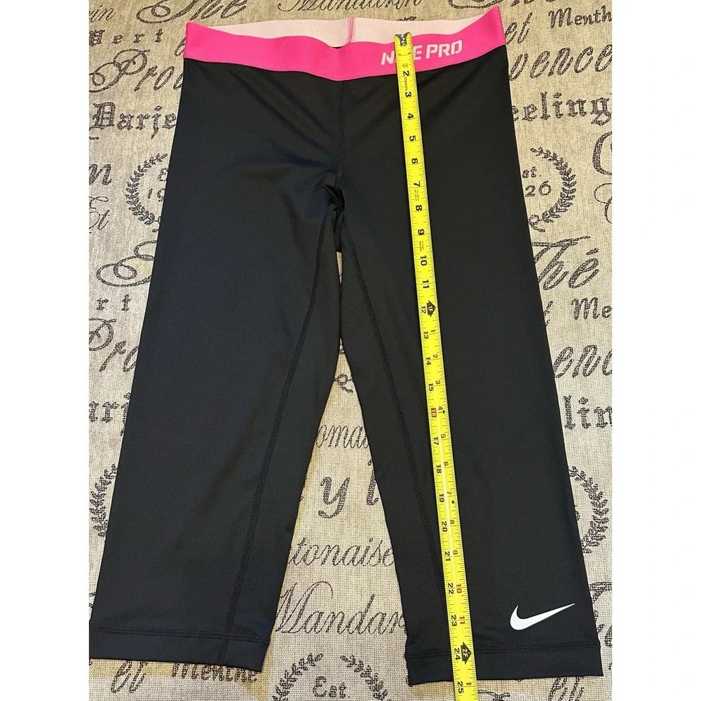 Nike Pro Women's Dri Fit Black Compression Training Crop Leggings Capri - Size M